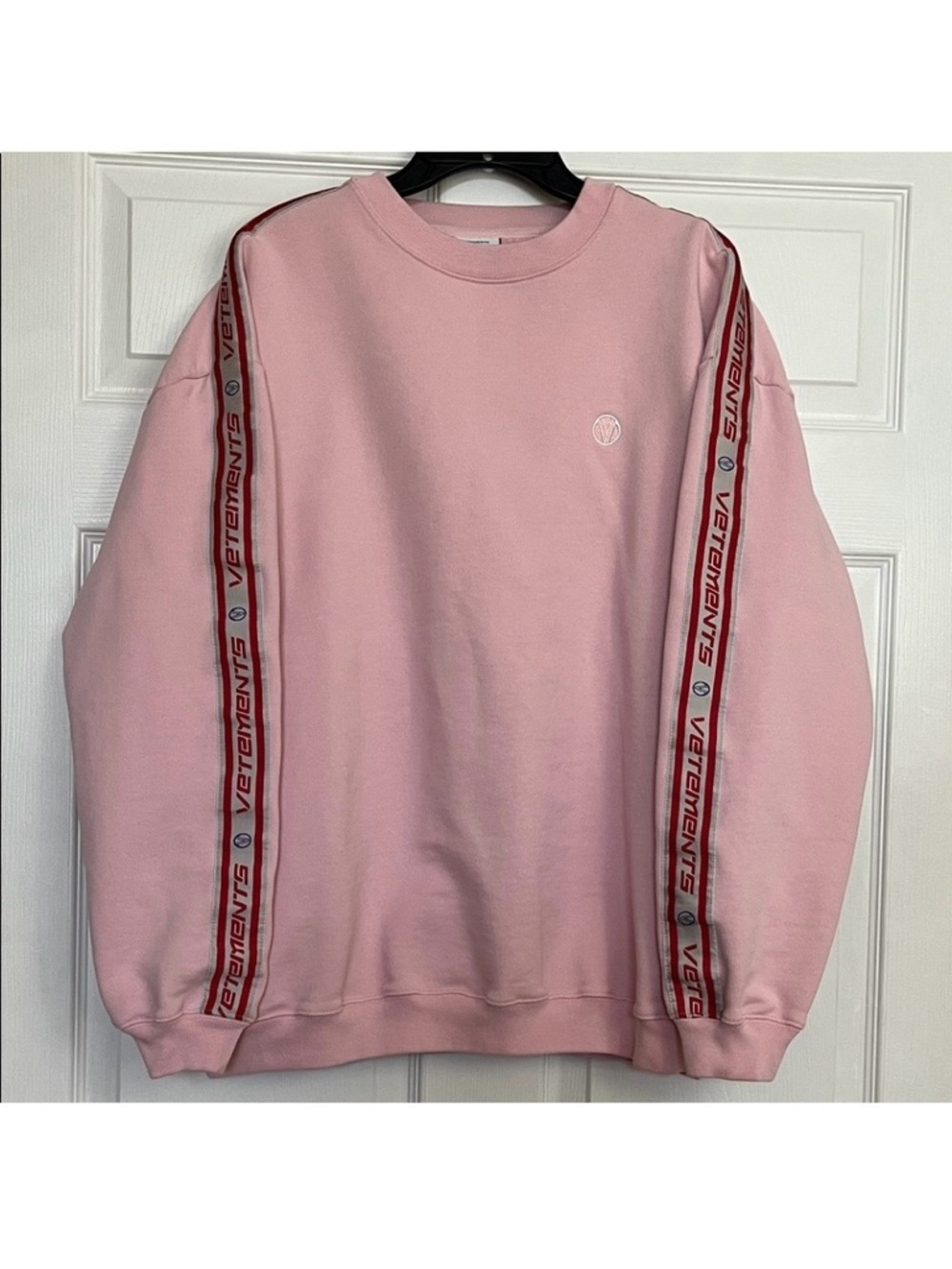 Vetements Embroidered Logo Crewneck Sweatshirt Pink Unisex Sz M - Oversized - Picture 2 of 13